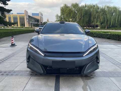 BYD Han EV photo 2