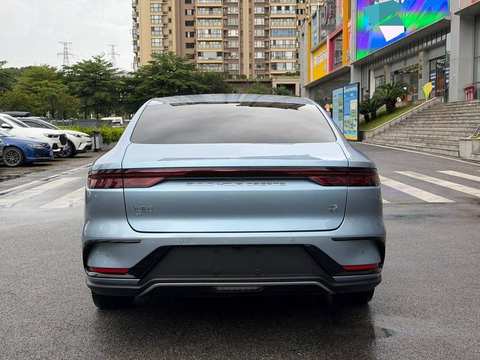 BYD Han EV foto 3