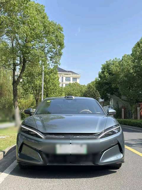 BYD Han EV photo 2