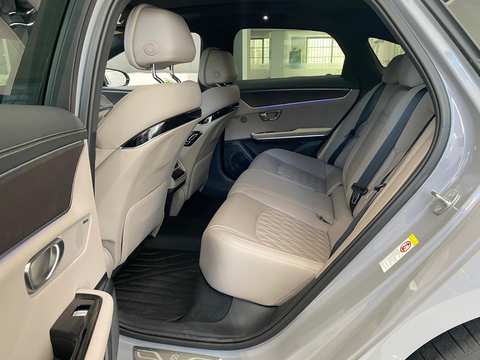 Фото BYD Han EV — 3