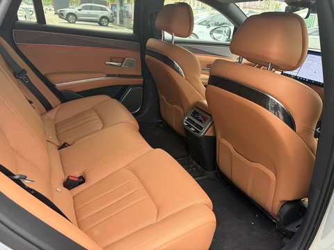 BYD Han EV photo 3