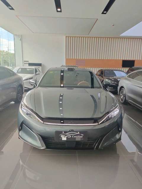 BYD Han EV photo 2
