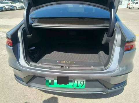 BYD Han EV photo 3