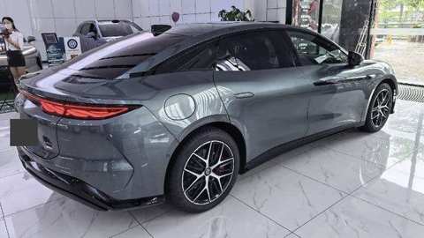 BYD Han EV photo 2
