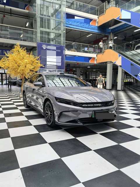 BYD Han EV photo 3
