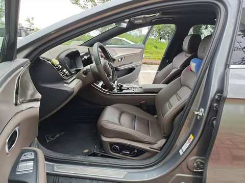 BYD Han EV photo 2