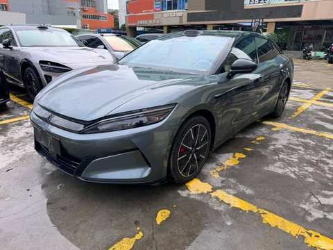 BYD Han EV