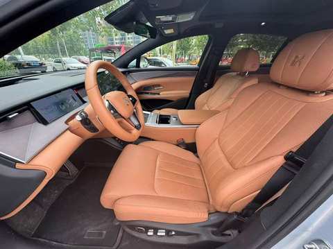 BYD Han EV photo 3