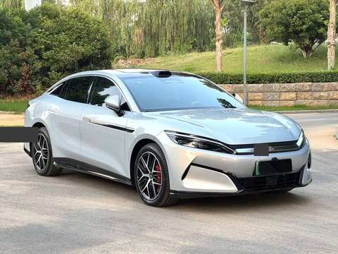 BYD Han EV photo 3