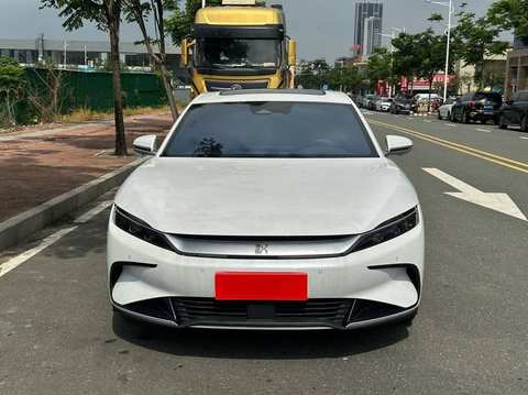 BYD Han EV photo 2