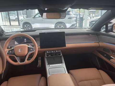 BYD Han EV photo 3