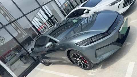 BYD Han EV photo 2