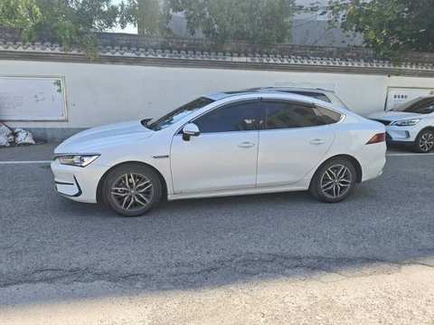 BYD Qin PLUS EV foto 2
