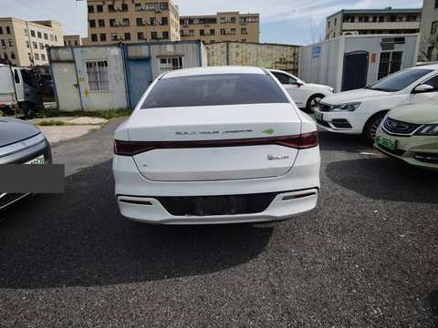 BYD Qin PLUS EV photo 3