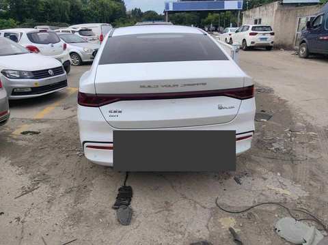 BYD Qin PLUS EV foto 3