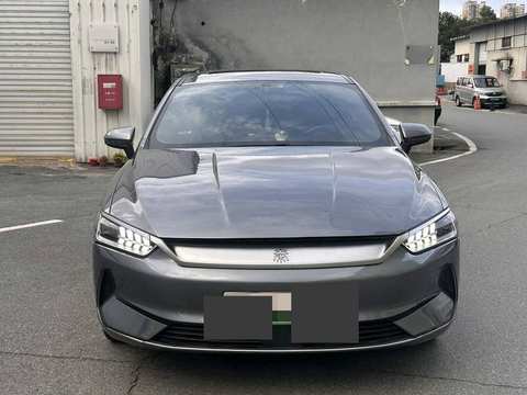 BYD Qin PLUS EV photo 2