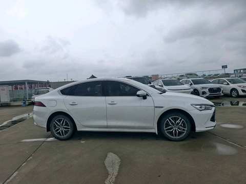 Фото BYD Qin PLUS EV — 2