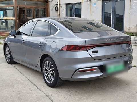 BYD Qin PLUS EV photo 3