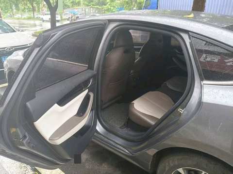BYD Qin PLUS EV photo 3