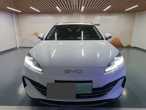 BYD Seal foto 2