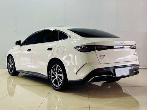 BYD Seal photo 3