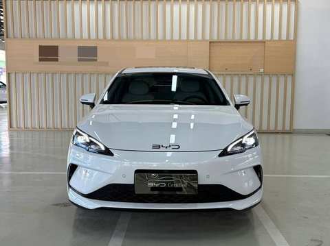 BYD Seal photo 3