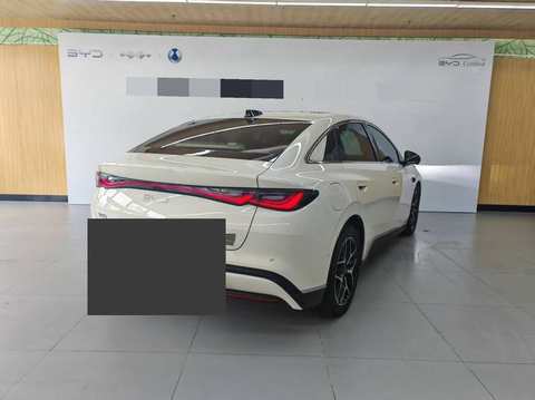 BYD Seal foto 2