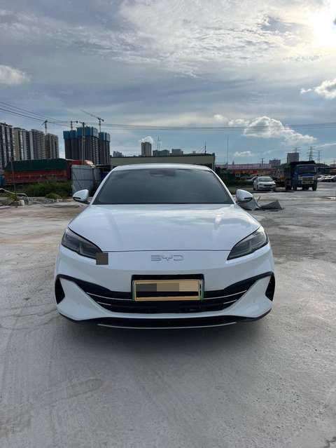 BYD Seal photo 3