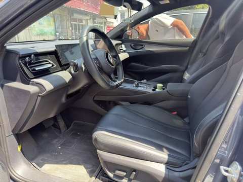 BYD Seal photo 3