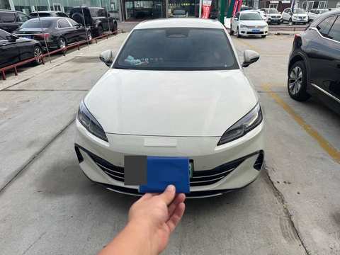 BYD Seal photo 2