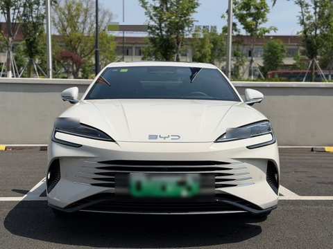 BYD Seal photo 2