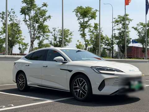 BYD Seal photo 3