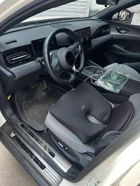 BYD Seal foto 3