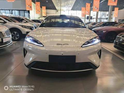 BYD Seal photo 3