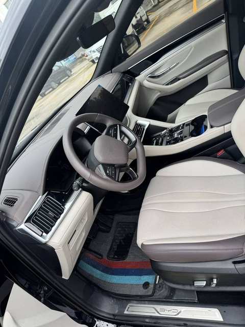 Фото BYD Seal U — 2