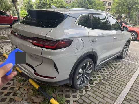 BYD Seal U photo 3