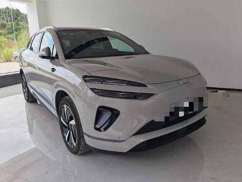 Photo du BYD Sealion 6 2