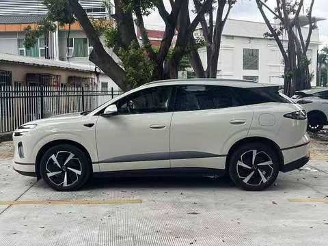 Photo du BYD Sealion 6 2