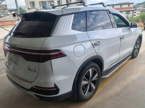 BYD Song PLUS EV photo 2