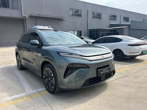 BYD Tang EV photo 3