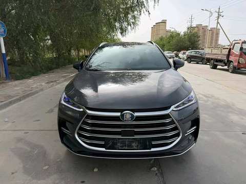 Photo du BYD Tang EV 2