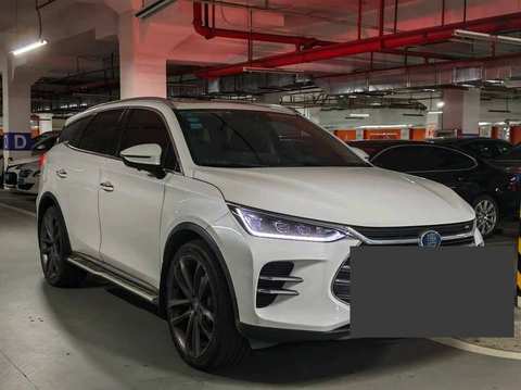 BYD Tang EV photo 3