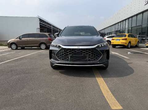 BYD Tang EV foto 2