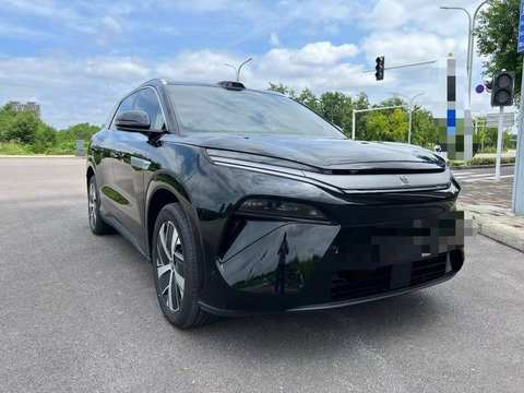 BYD Tang EV foto 2