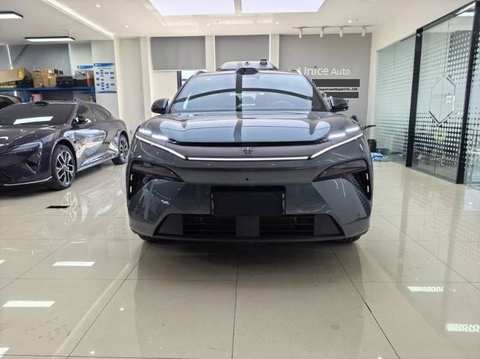 BYD Tang EV photo 2