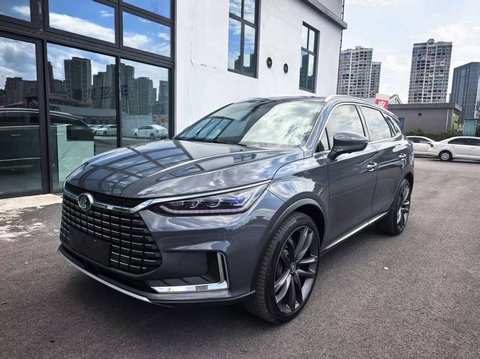 BYD Tang EV photo 1