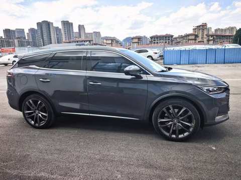 BYD Tang EV photo 3