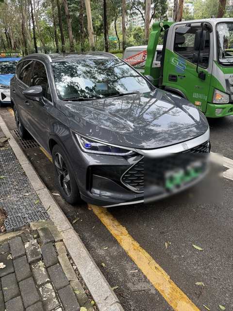 BYD Tang EV photo 2