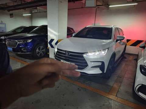 BYD Tang EV