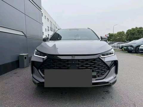 BYD Tang EV photo 2